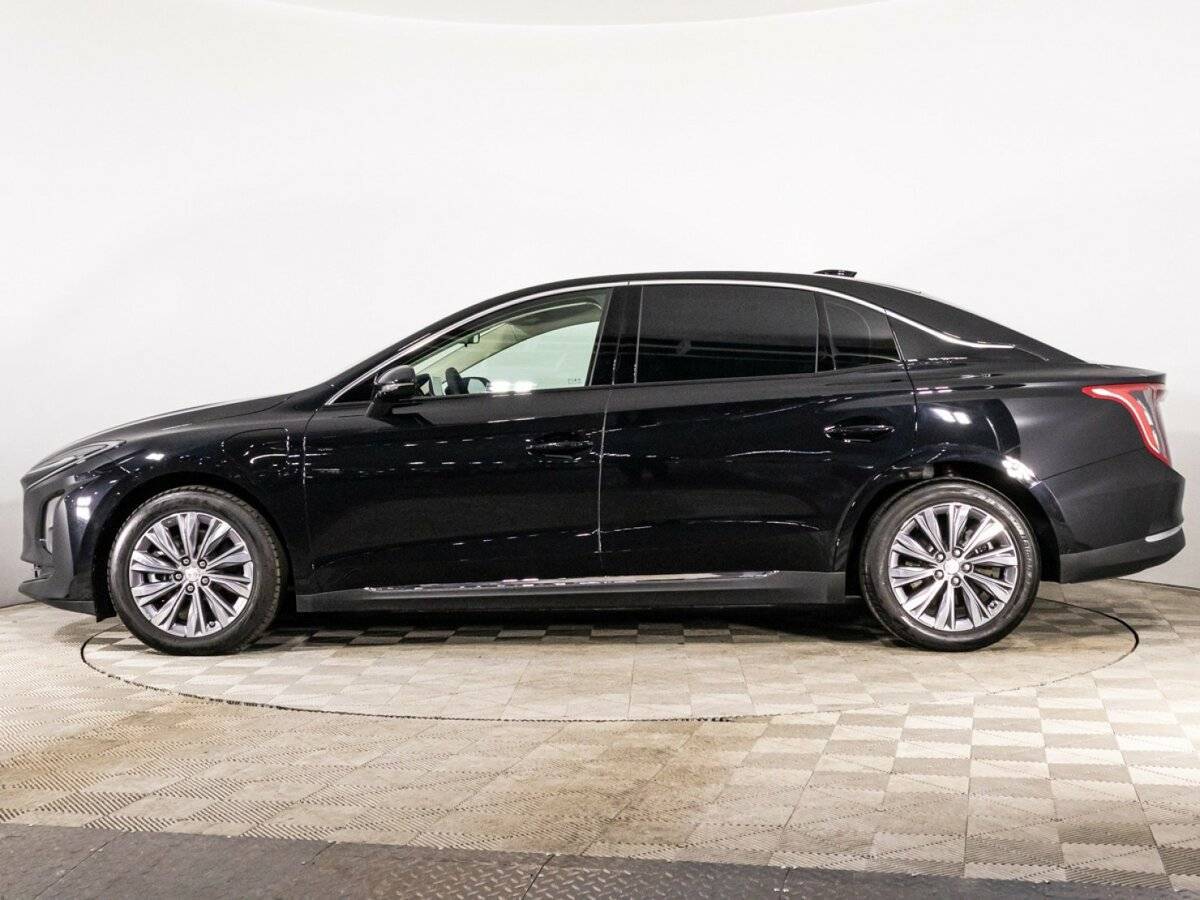Hongqi E-QM5 2022 года с пробегом. Фото: #7
