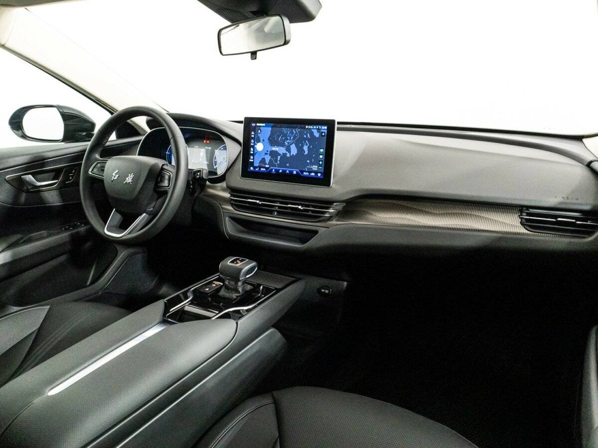 Hongqi E-QM5 2022 года с пробегом. Фото: #8