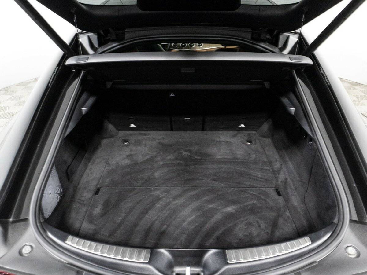 Mercedes-Benz AMG GT 2019 года с пробегом. Фото: #14