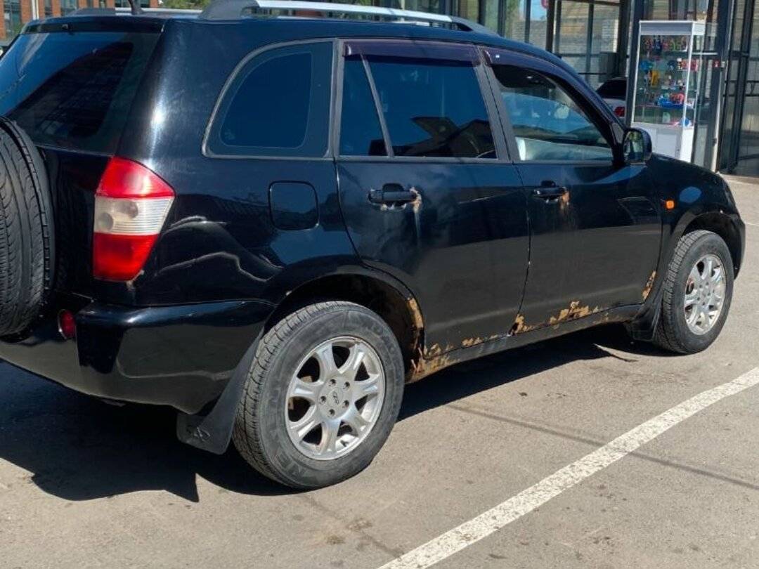 Chery Tiggo (T11) 2013 года с пробегом. Фото: #2