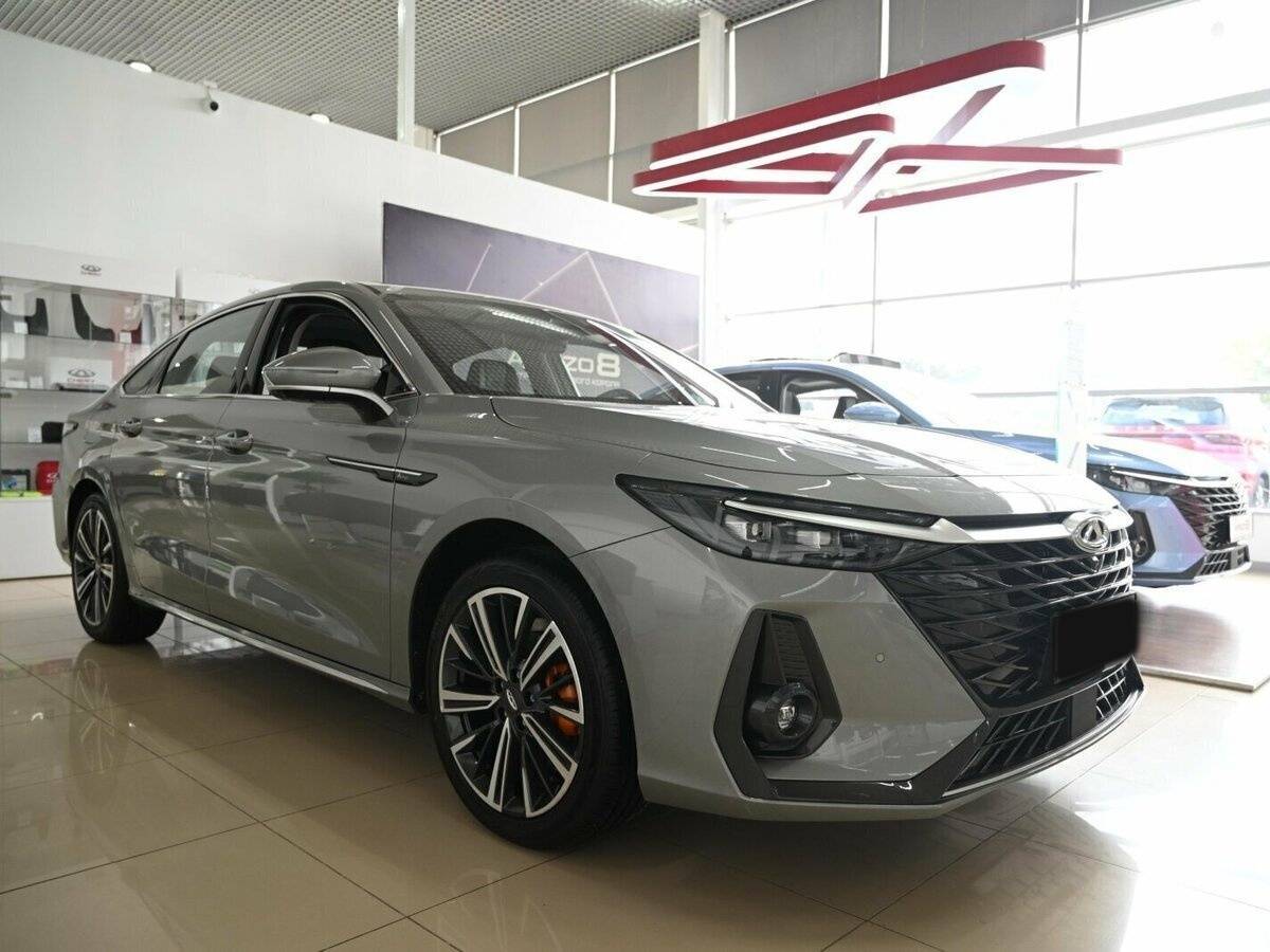 Chery Arrizo 8 2024 года с пробегом. Фото: #1