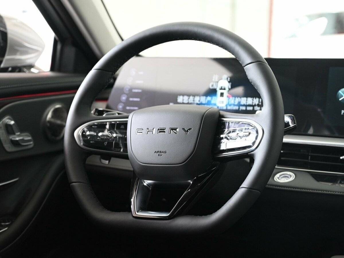 Chery Arrizo 8 2024 года с пробегом. Фото: #5