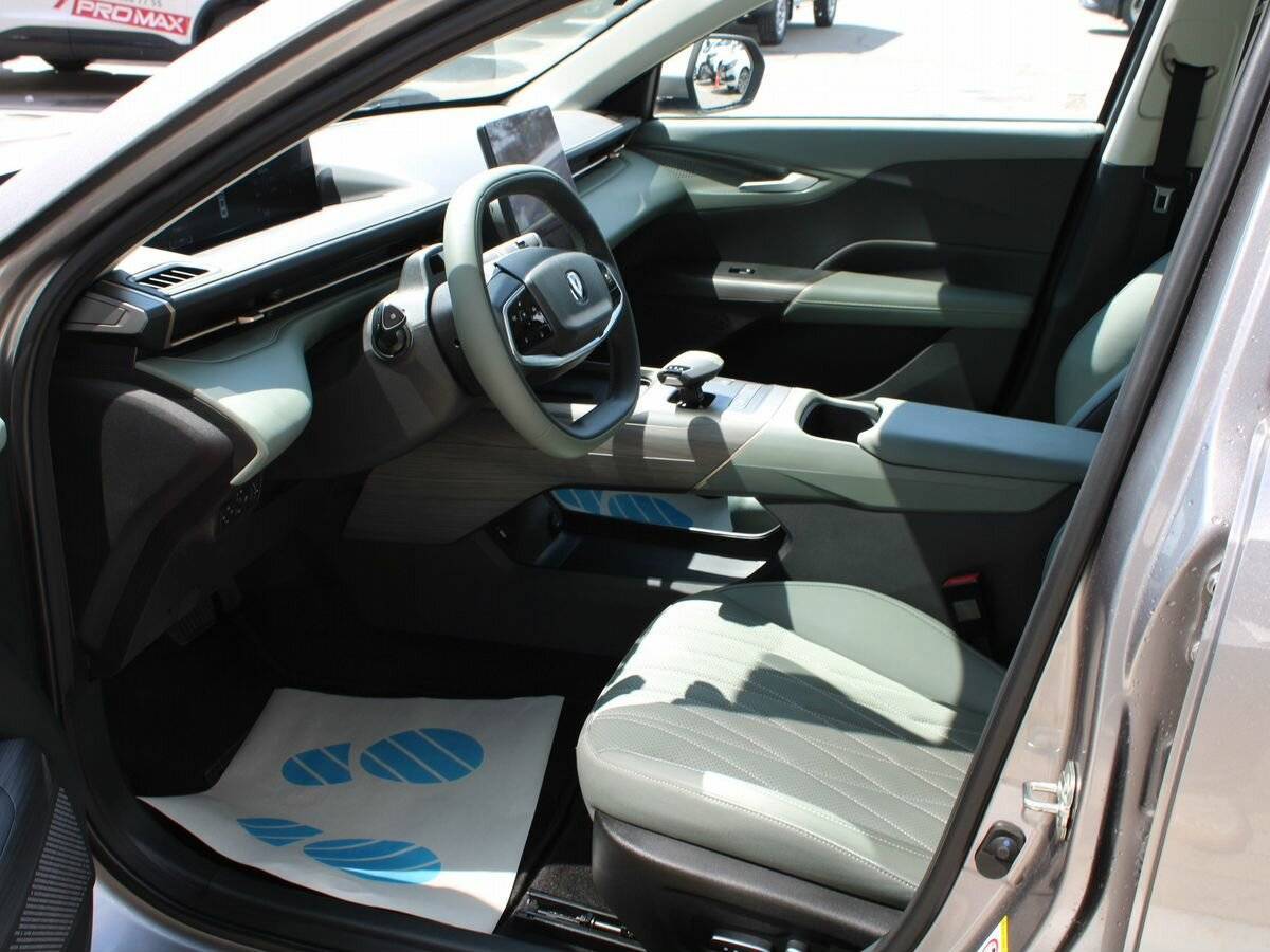 Changan Lamore 2023 года с пробегом. Фото: #8