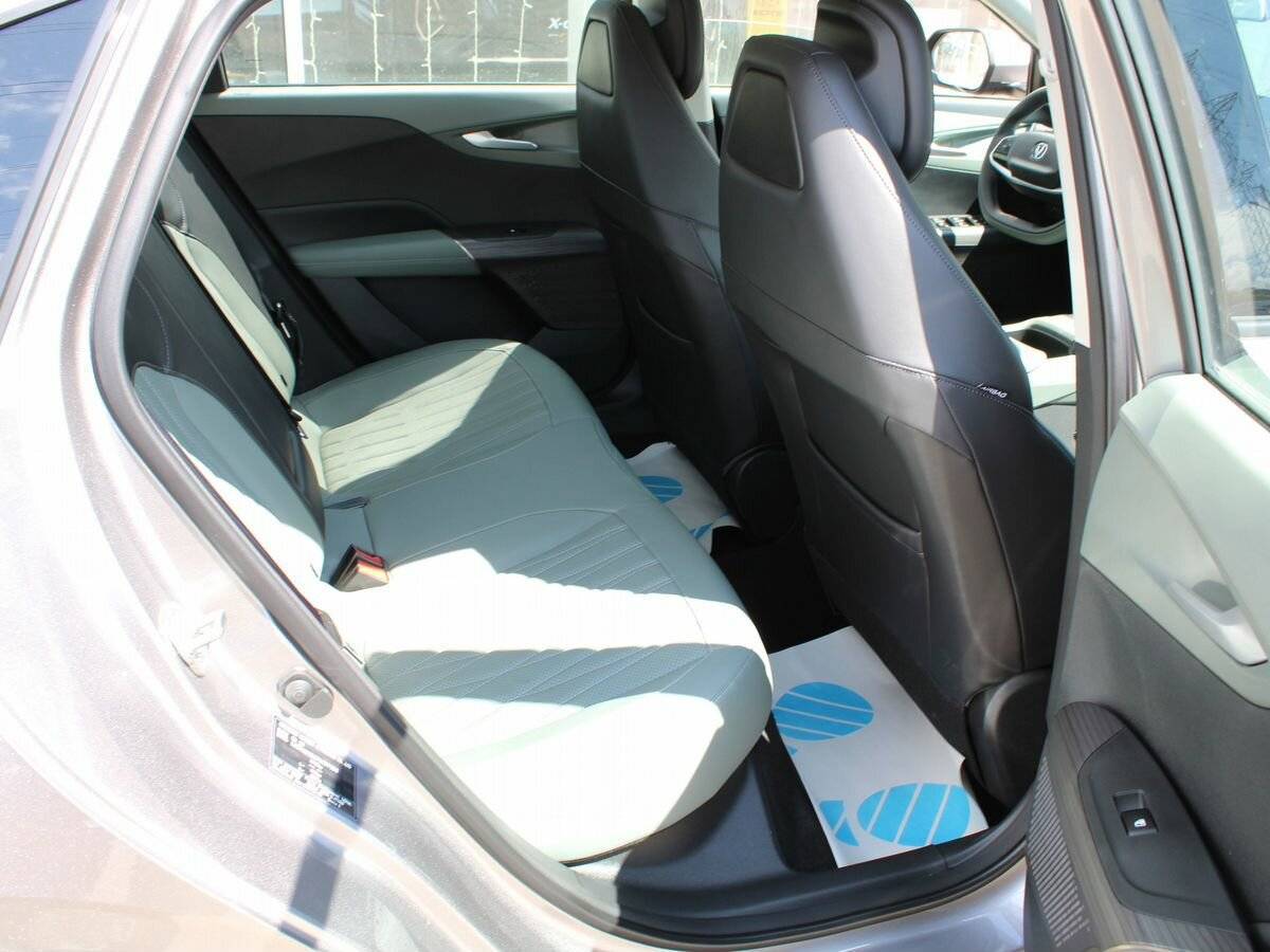 Changan Lamore 2023 года с пробегом. Фото: #19