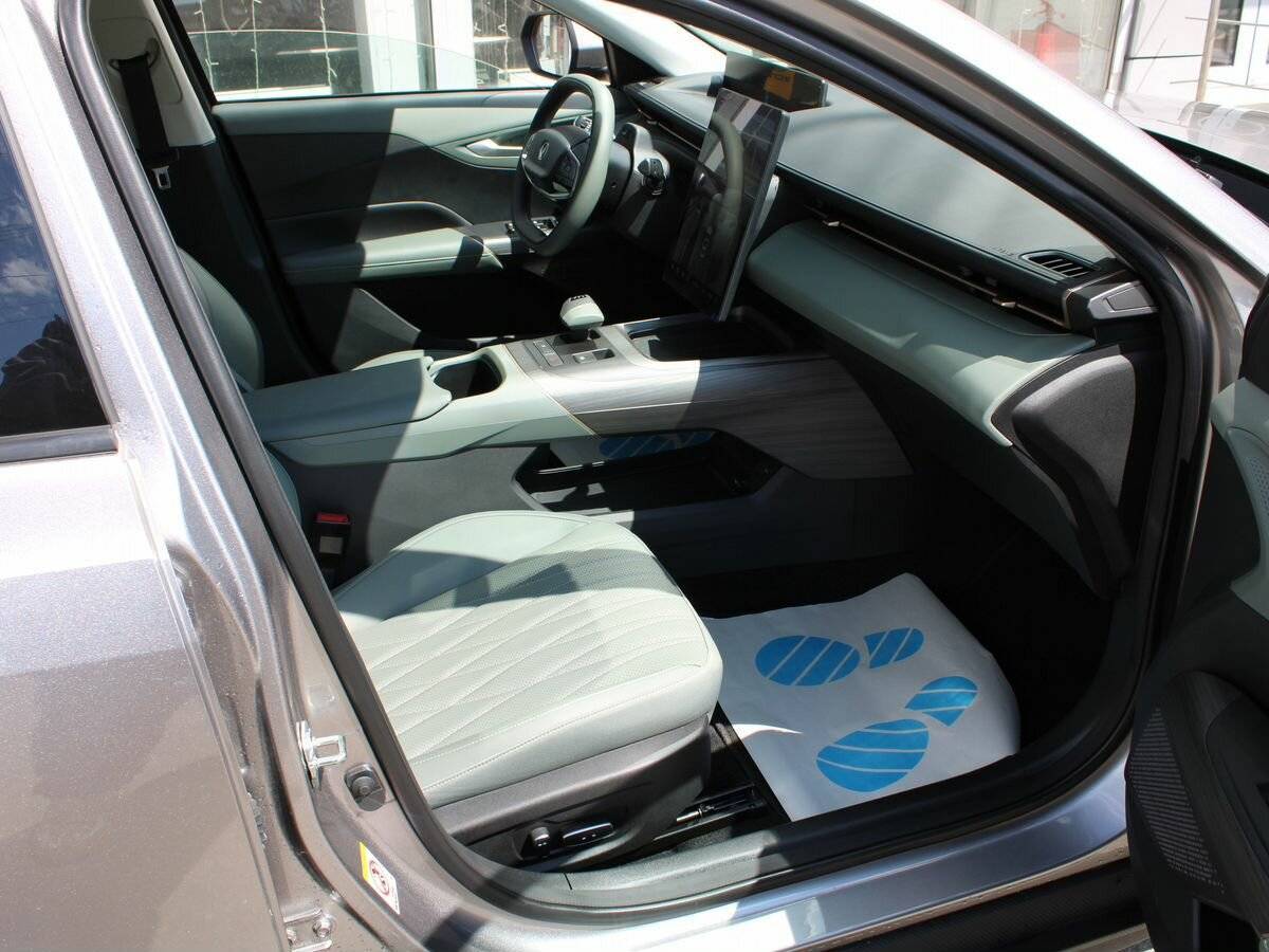 Changan Lamore 2023 года с пробегом. Фото: #20