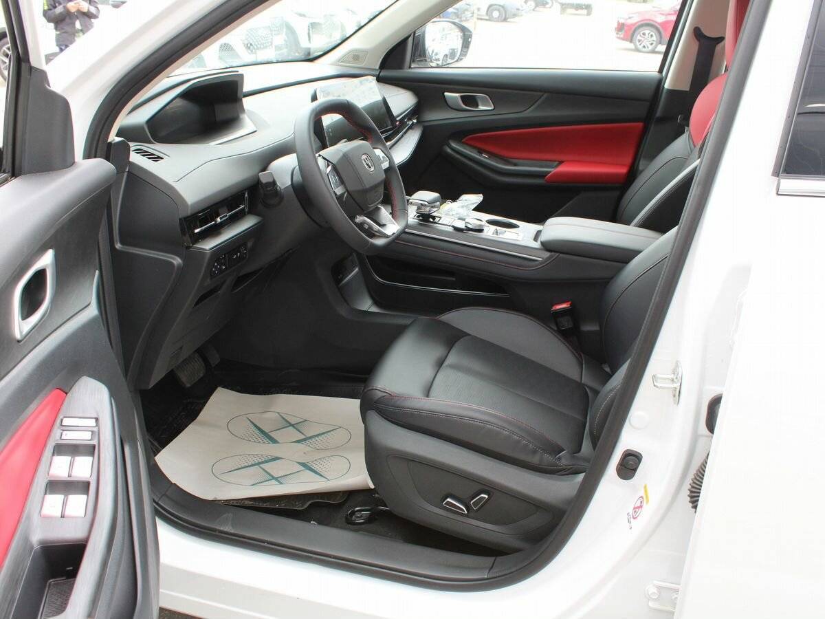 Changan CS55 Plus 2024 года с пробегом. Фото: #8