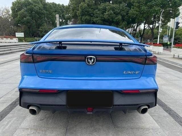 Changan UNI-V 2022 года с пробегом. Фото: #1
