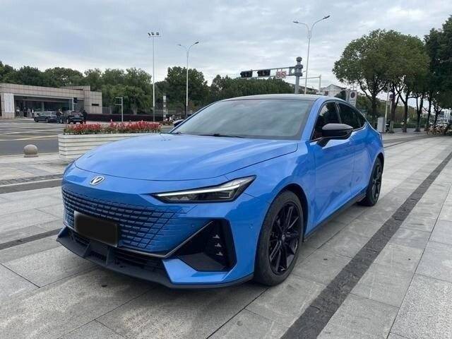 Changan UNI-V 2022 года с пробегом. Фото: #6