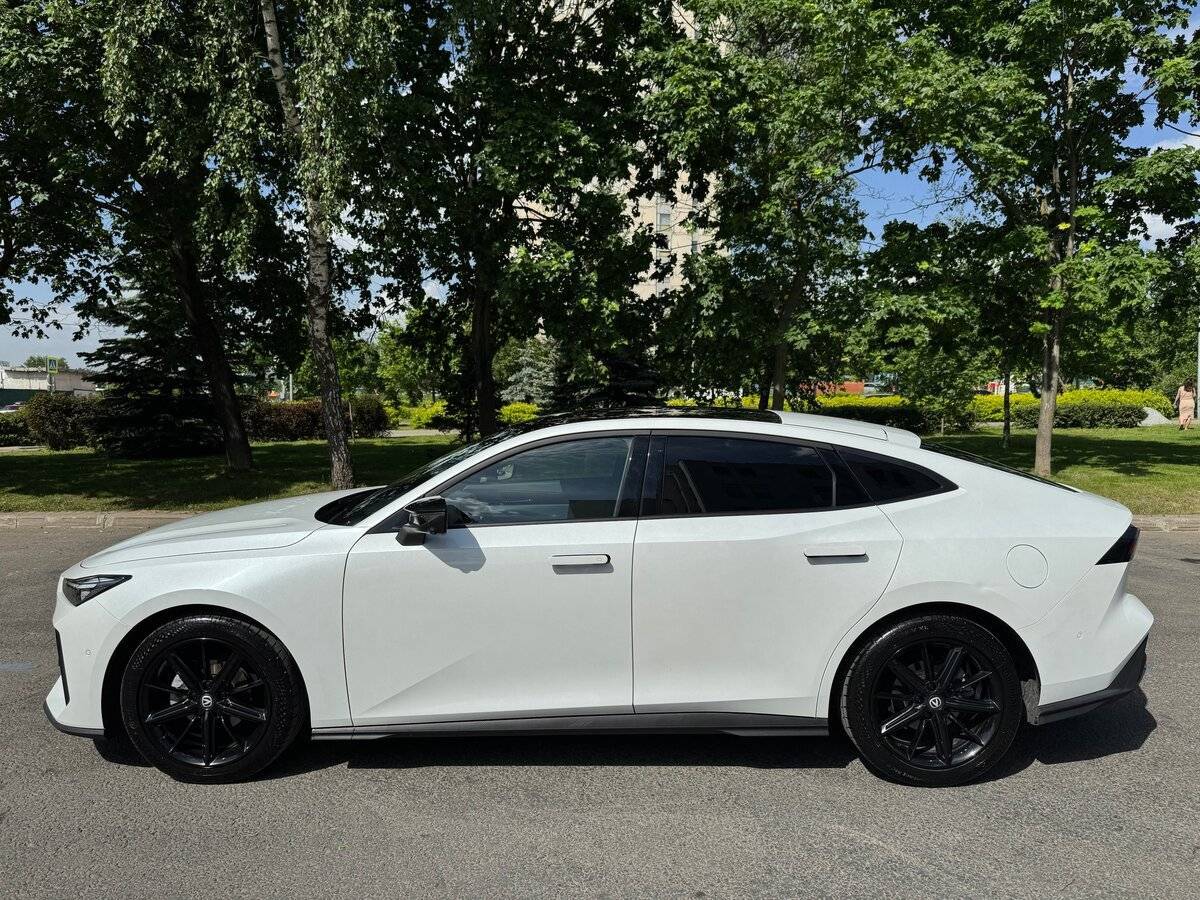 Changan UNI-V 2024 года с пробегом. Фото: #8