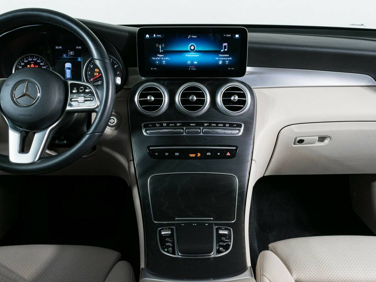 Mercedes-Benz GLC 2021 года с пробегом. Фото: #11