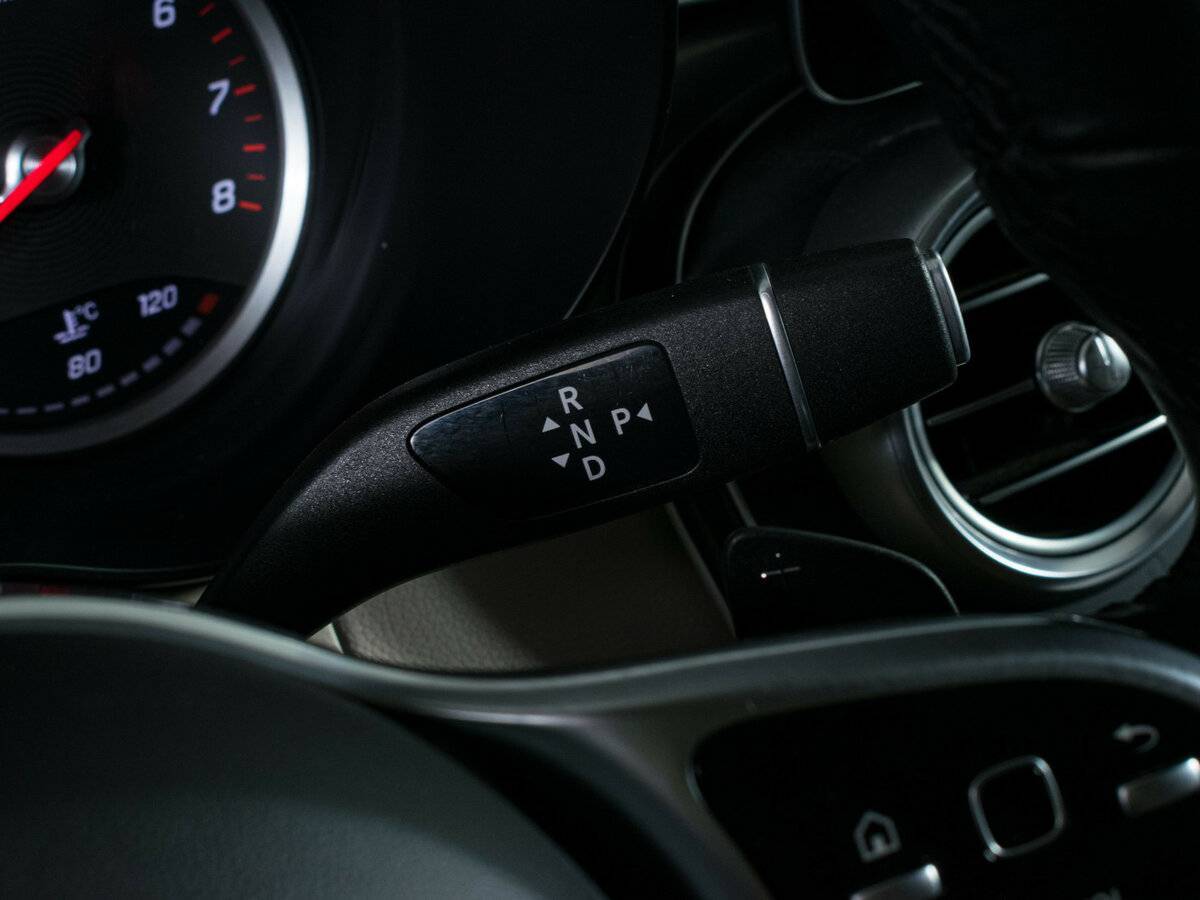 Mercedes-Benz GLC 2021 года с пробегом. Фото: #16