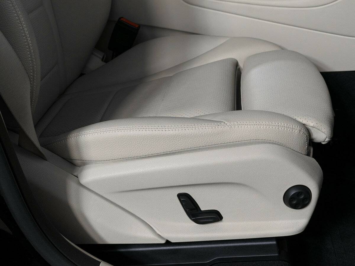 Mercedes-Benz GLC 2021 года с пробегом. Фото: #19