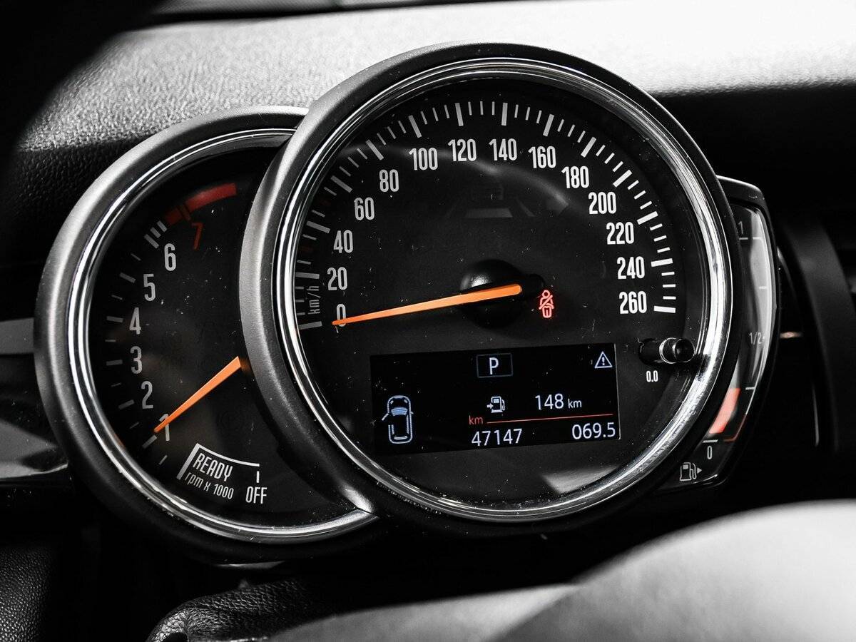 Mini Hatch 2018 года с пробегом. Фото: #9