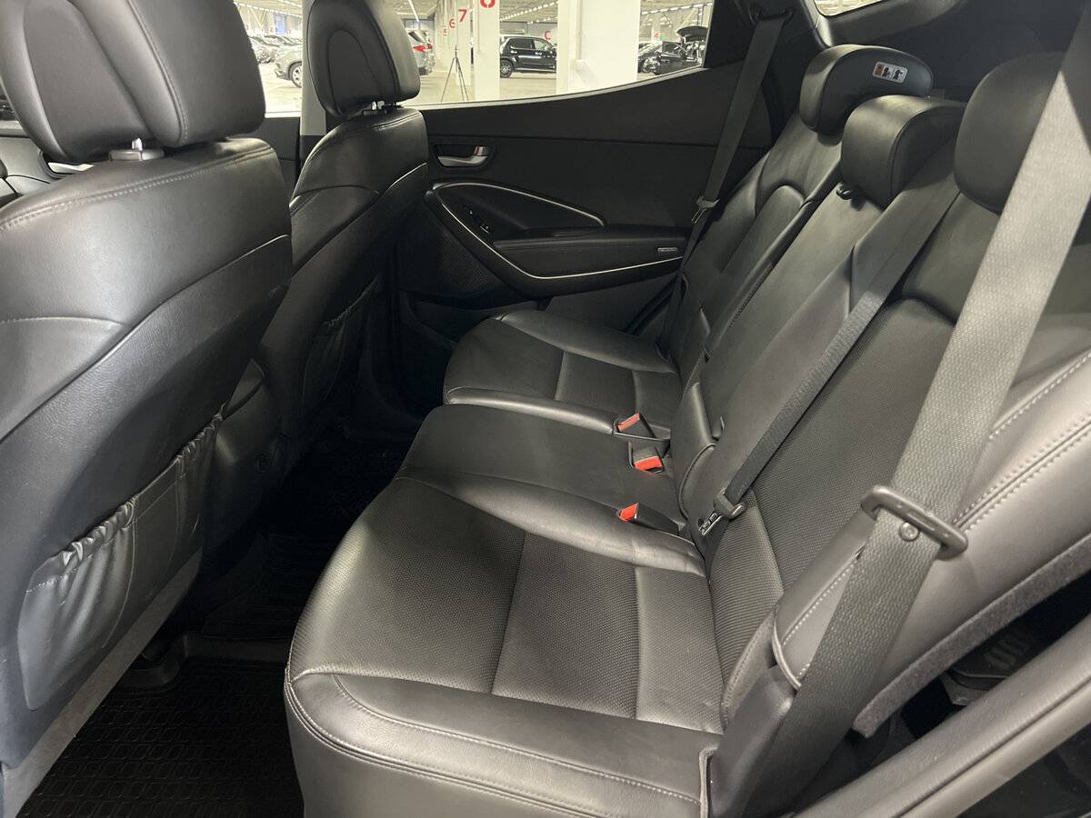 Hyundai Santa Fe 2015 года с пробегом. Фото: #11