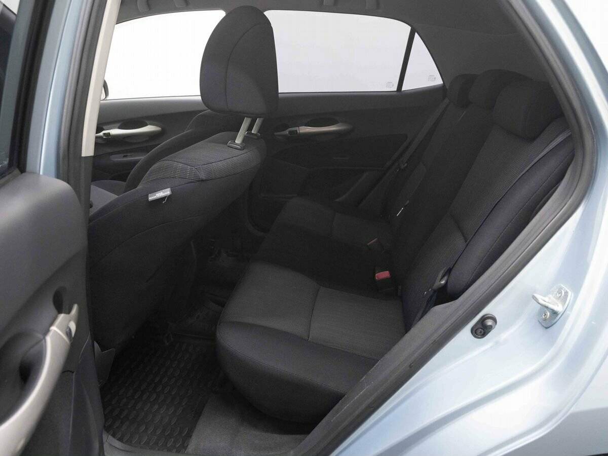 Toyota Auris 2008 года с пробегом. Фото: #9