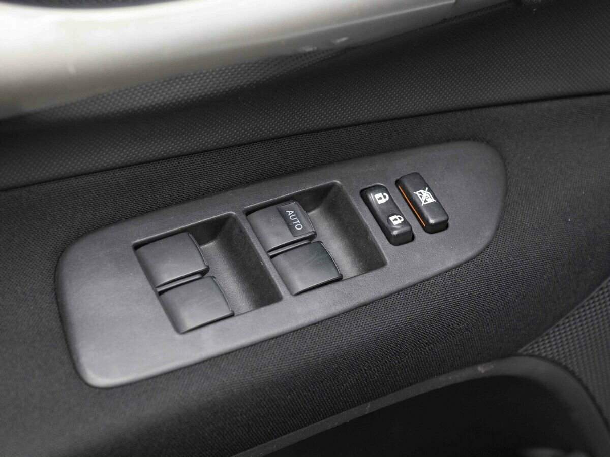 Toyota Auris 2008 года с пробегом. Фото: #15