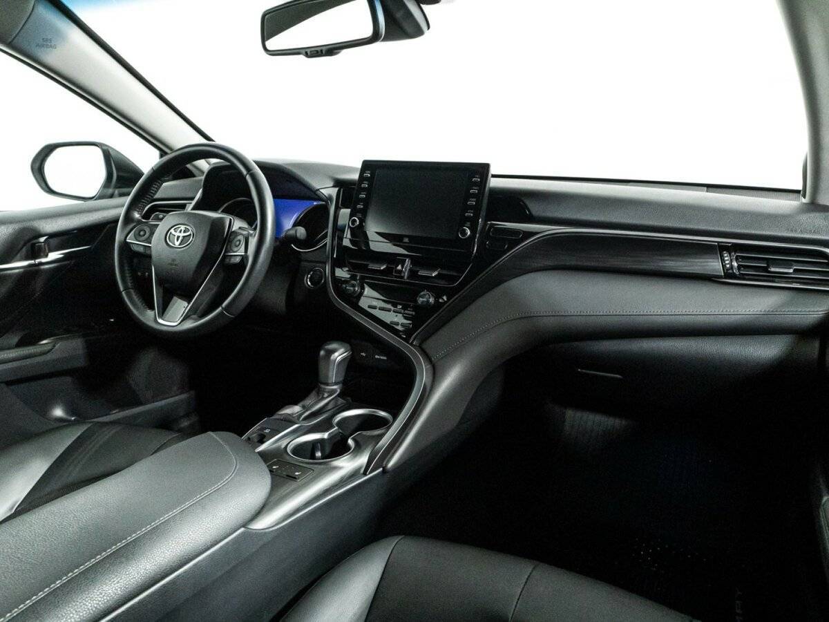 Toyota Camry 2022 года с пробегом. Фото: #8