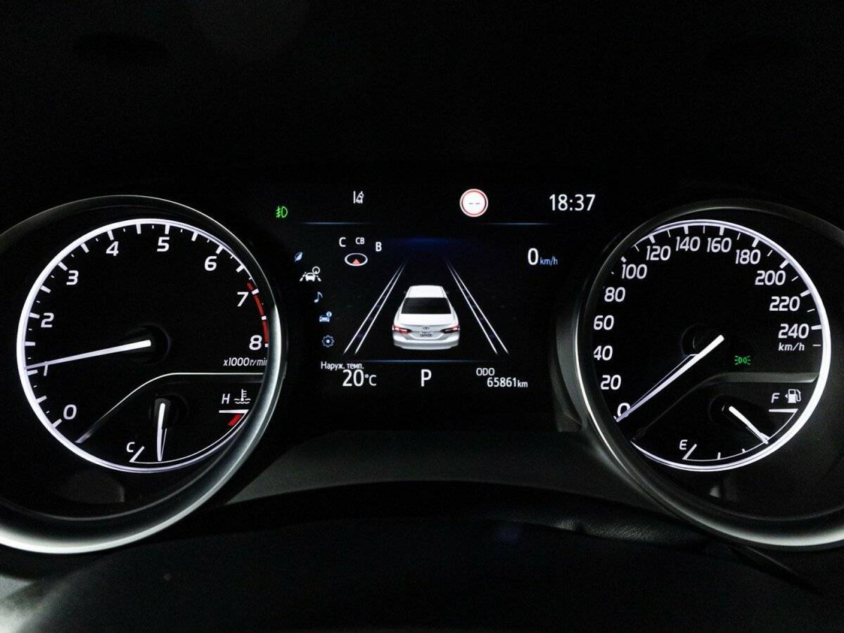 Toyota Camry 2022 года с пробегом. Фото: #11