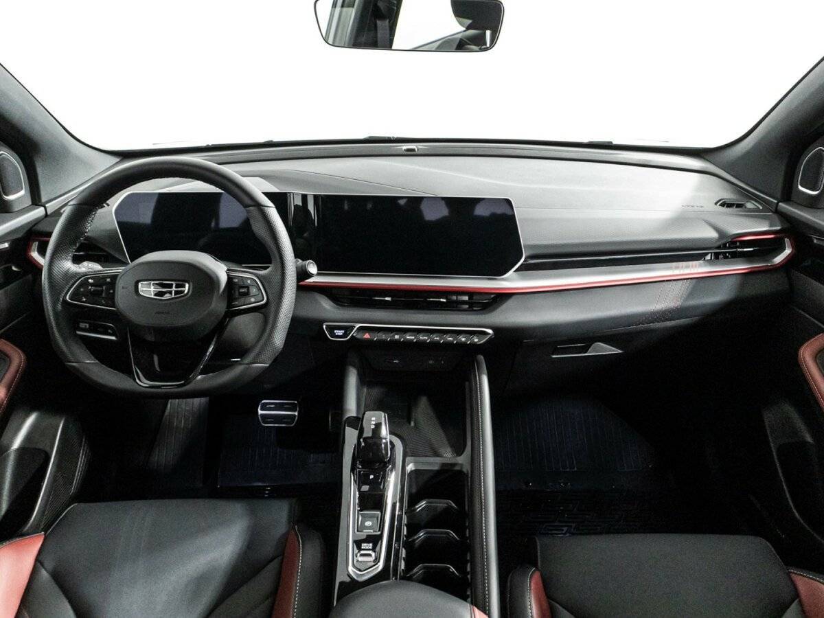 Geely Coolray 2023 года с пробегом. Фото: #12