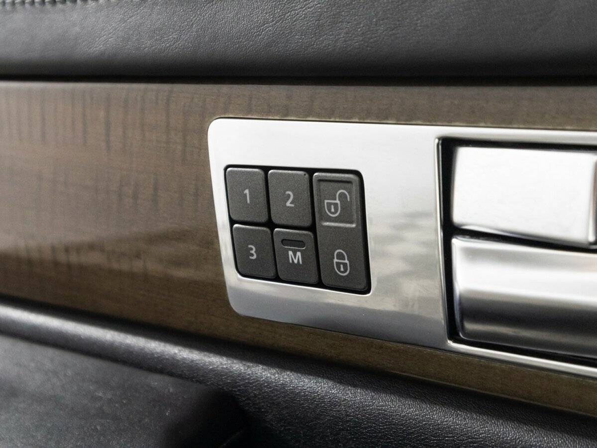 Land Rover Range Rover Sport 2010 года с пробегом. Фото: #15