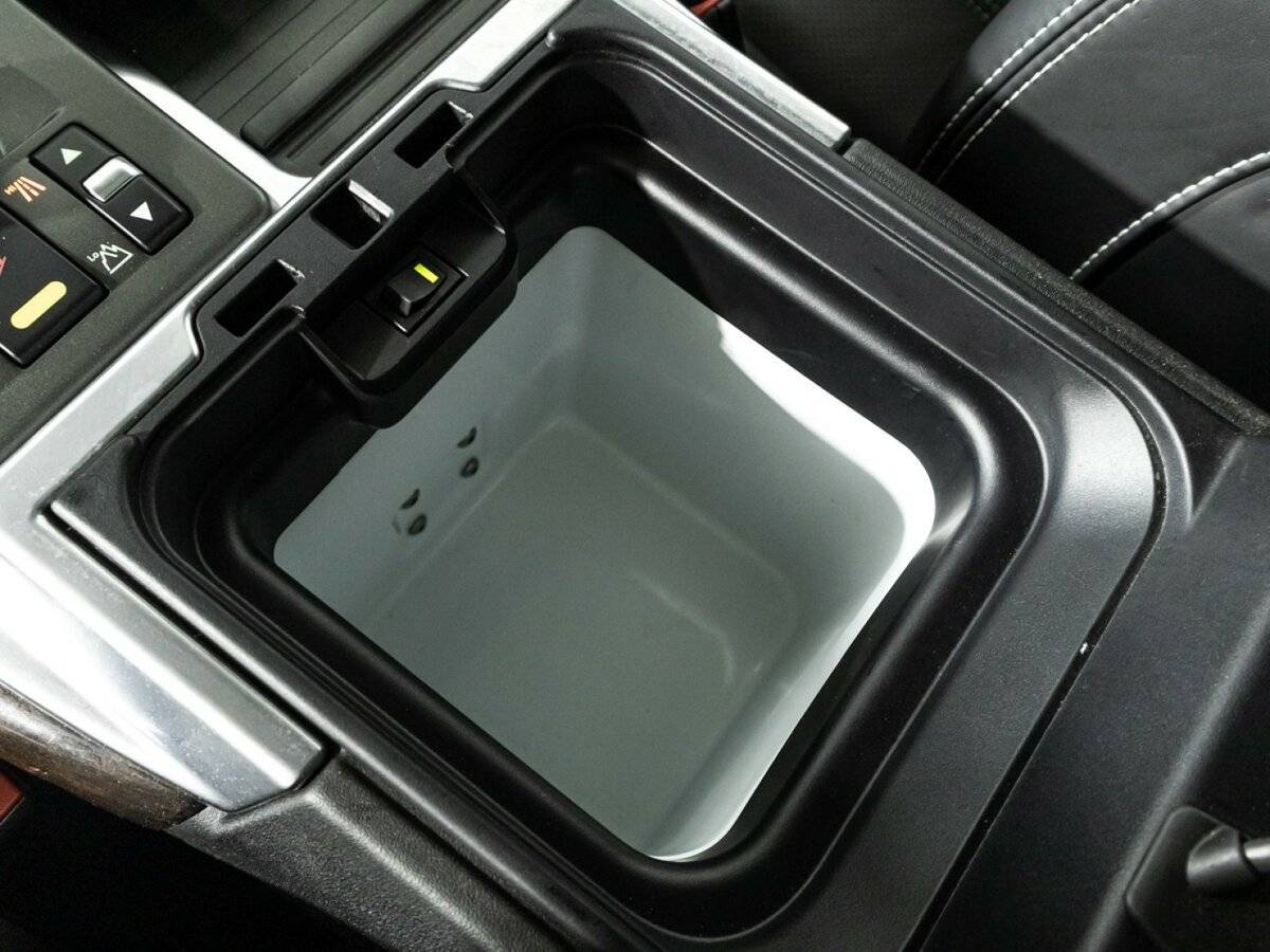 Land Rover Range Rover Sport 2010 года с пробегом. Фото: #21