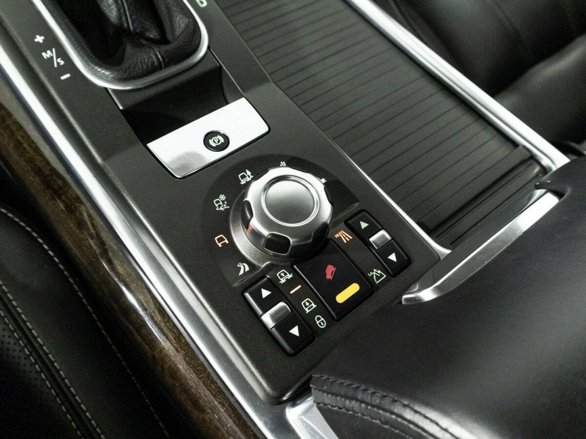 Land Rover Range Rover Sport 2010 года с пробегом. Фото: #23