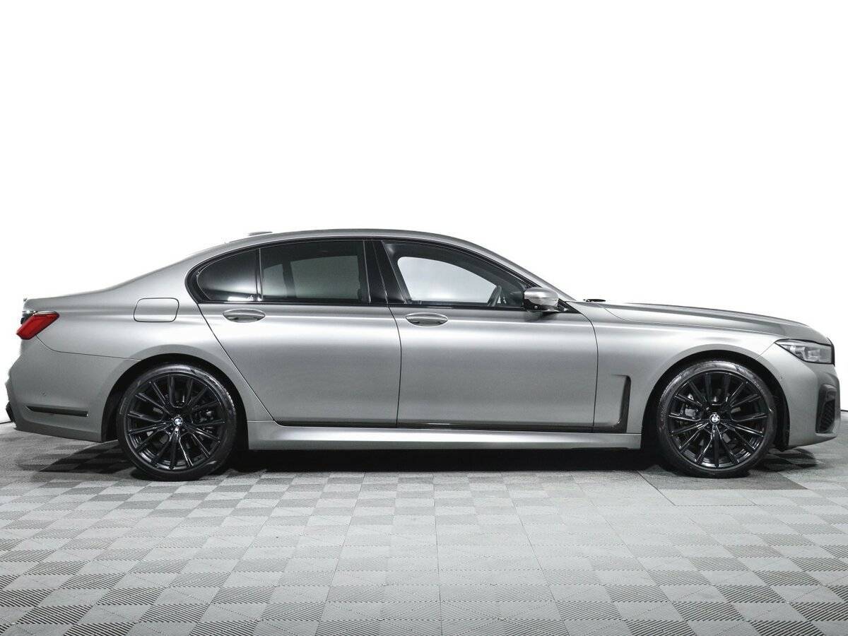 BMW 7 серии 2019 года с пробегом. Фото: #3