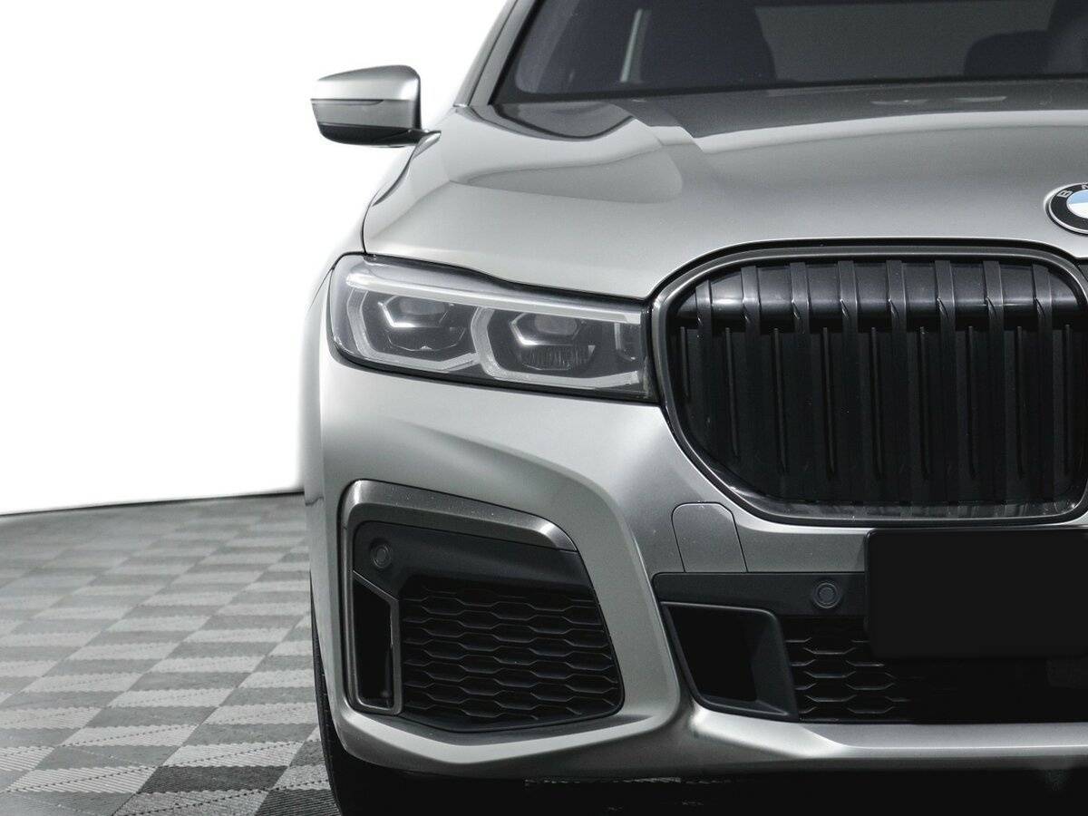 BMW 7 серии 2019 года с пробегом. Фото: #17