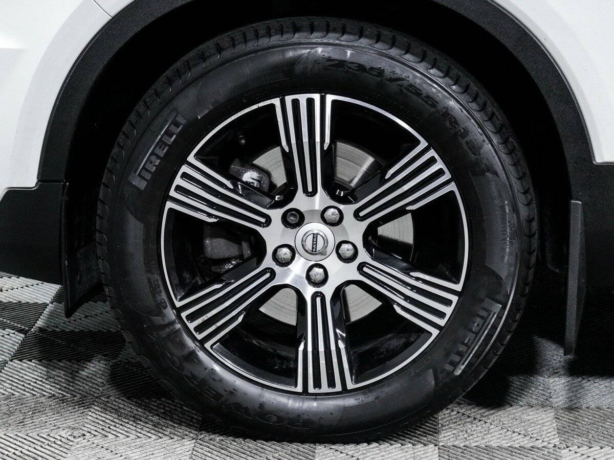 Volvo XC40 2020 года с пробегом. Фото: #14