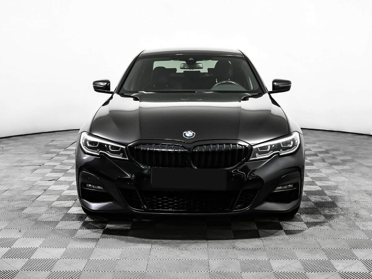 BMW 3 серии 2019 года с пробегом. Фото: #1