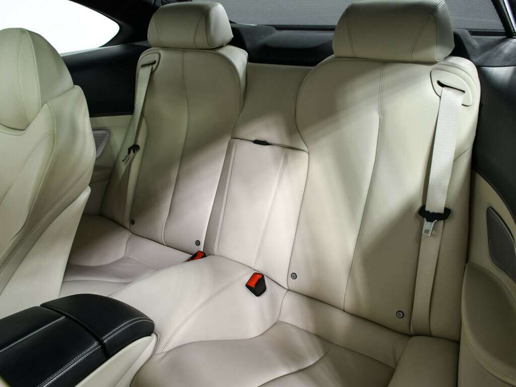 BMW 6 серии 2012 года с пробегом. Фото: #11