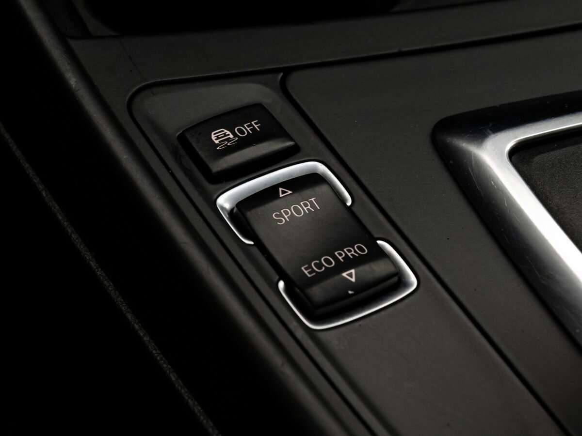 BMW 1 серии 2012 года с пробегом. Фото: #14