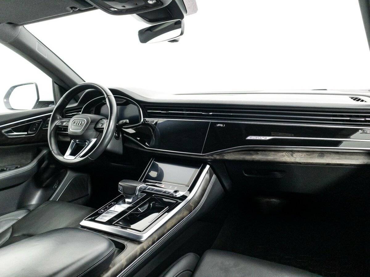 Audi Q8 2018 года с пробегом. Фото: #8