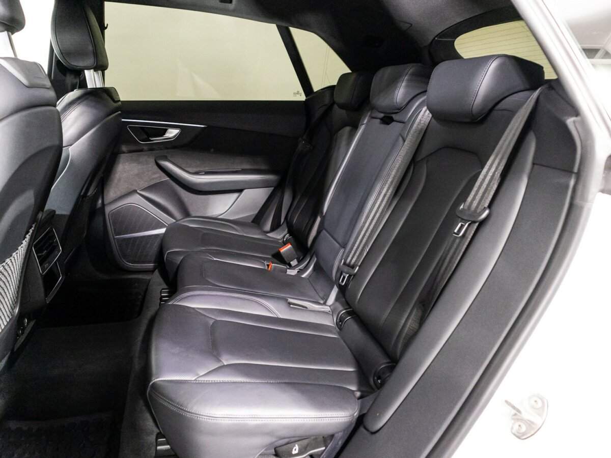 Audi Q8 2018 года с пробегом. Фото: #9