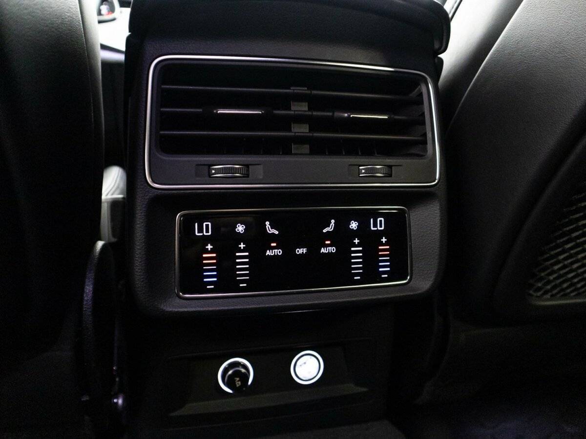 Audi Q8 2018 года с пробегом. Фото: #22