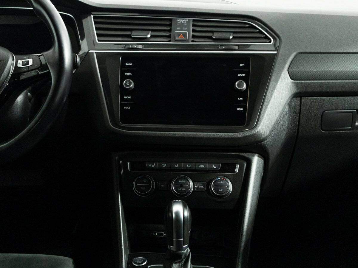 Volkswagen Tiguan 2018 года с пробегом. Фото: #13