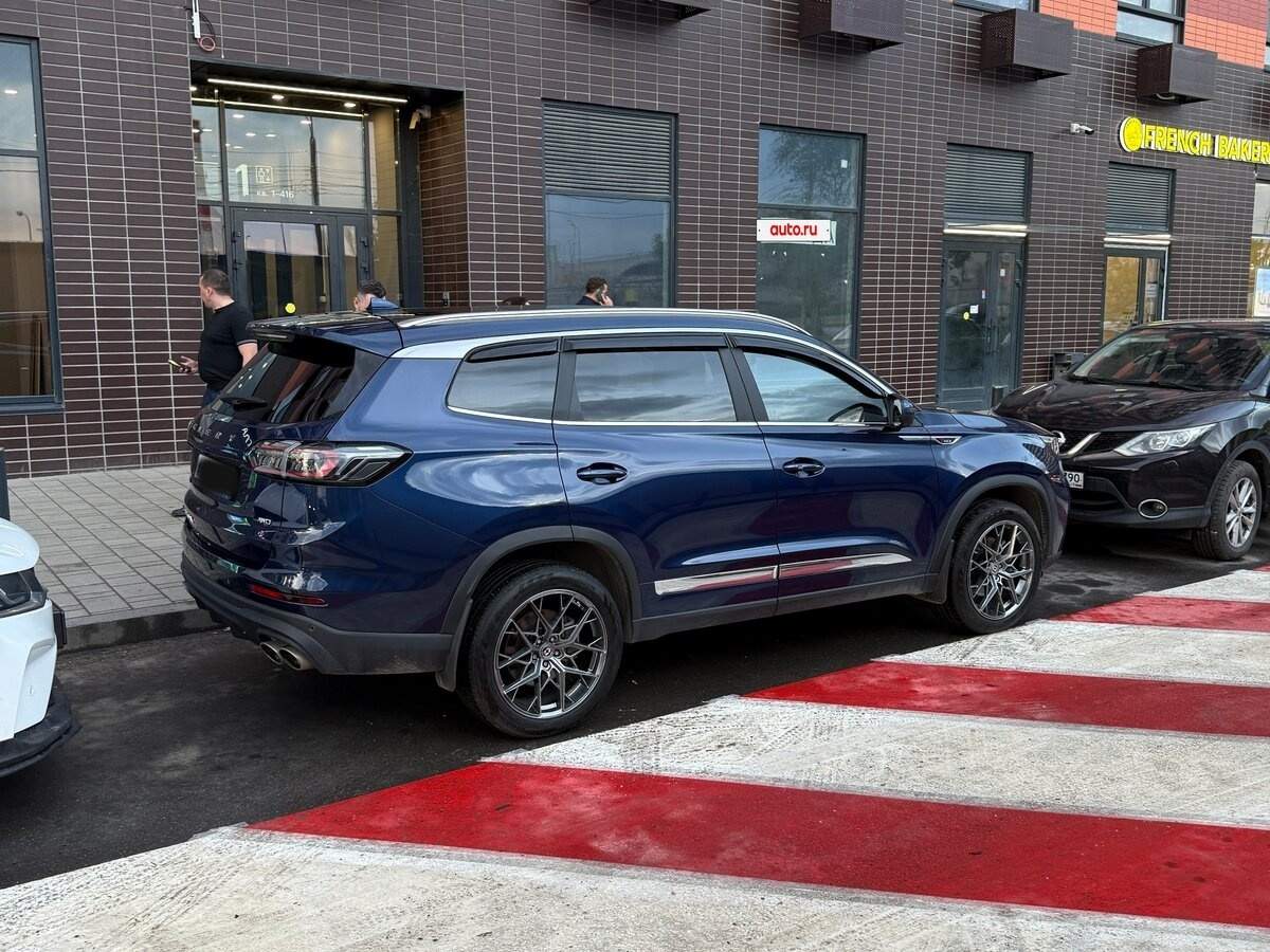 Chery Tiggo 8 Pro Max 2023 года с пробегом. Фото: #2