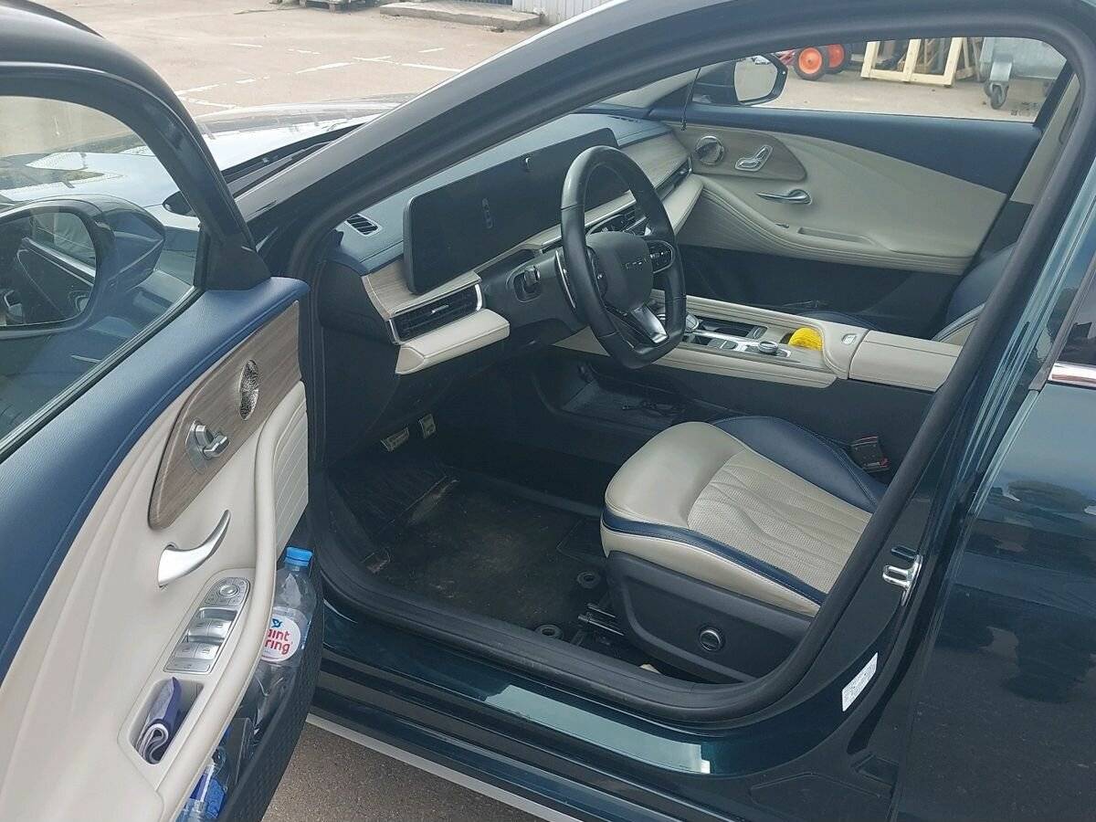 Chery Arrizo 8 2023 года с пробегом. Фото: #3