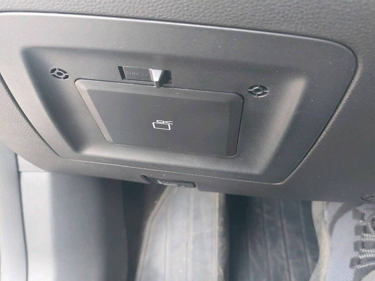 Chery Arrizo 8 2023 года с пробегом. Фото: #18