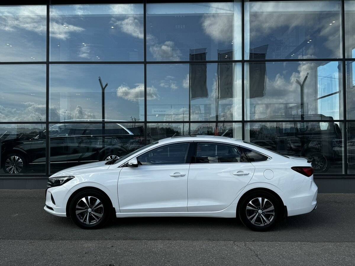 Changan Eado Plus 2023 года с пробегом. Фото: #2