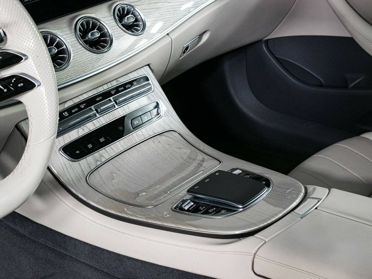 Mercedes-Benz E-Класс 2021 года с пробегом. Фото: #13