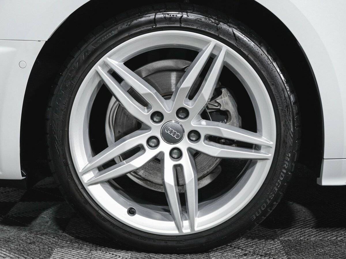 Audi A5 2020 года с пробегом. Фото: #11