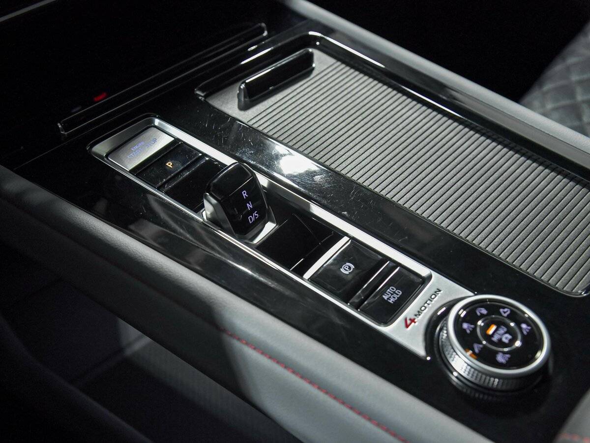 Volkswagen Teramont 2023 года с пробегом. Фото: #10