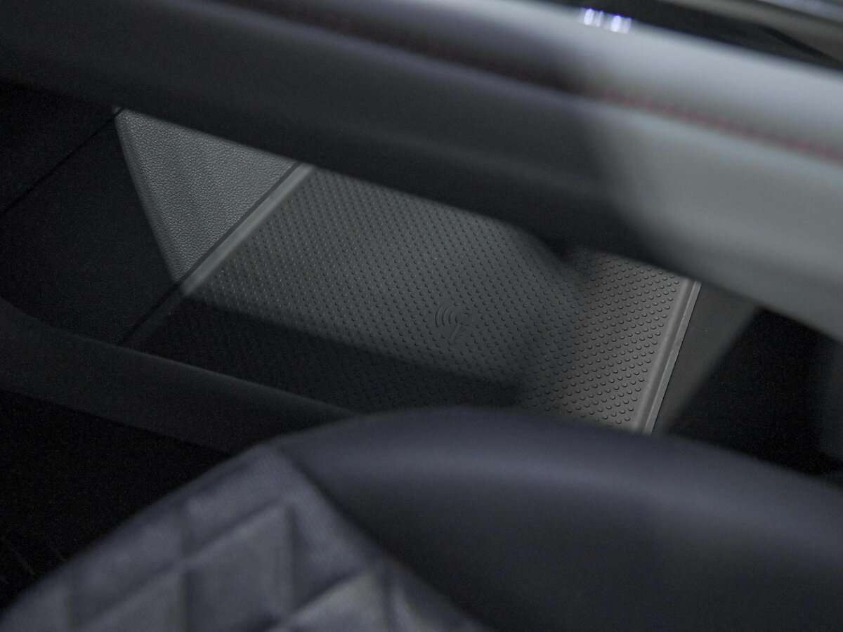 Volkswagen Teramont 2023 года с пробегом. Фото: #12