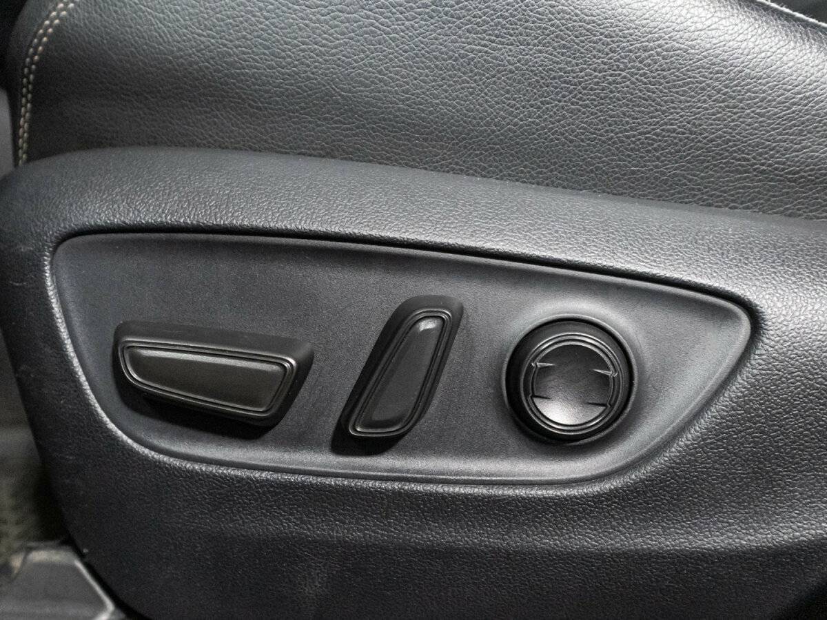 Toyota RAV4 2020 года с пробегом. Фото: #16