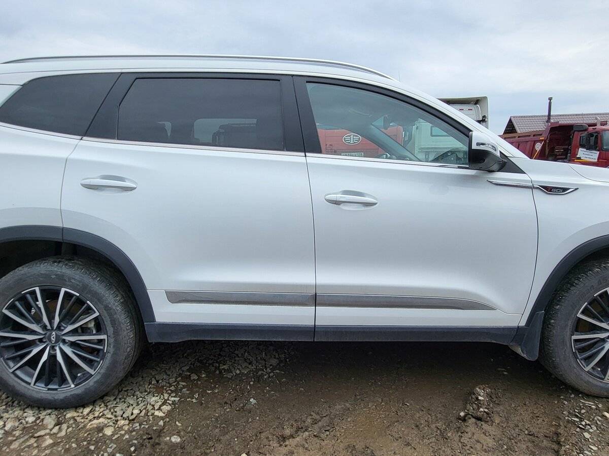 Chery Tiggo 8 Pro Max 2023 года с пробегом. Фото: #4