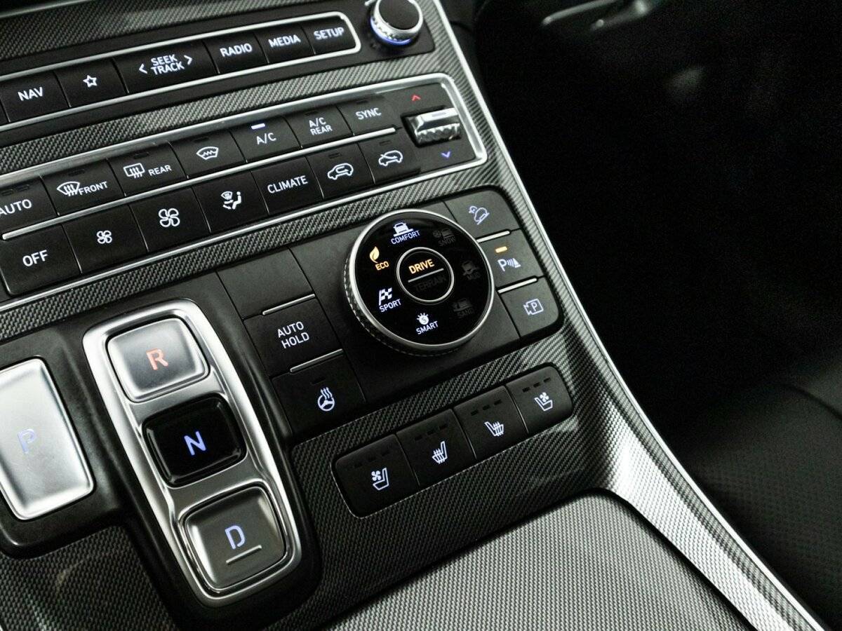 Hyundai Santa Fe 2021 года с пробегом. Фото: #22