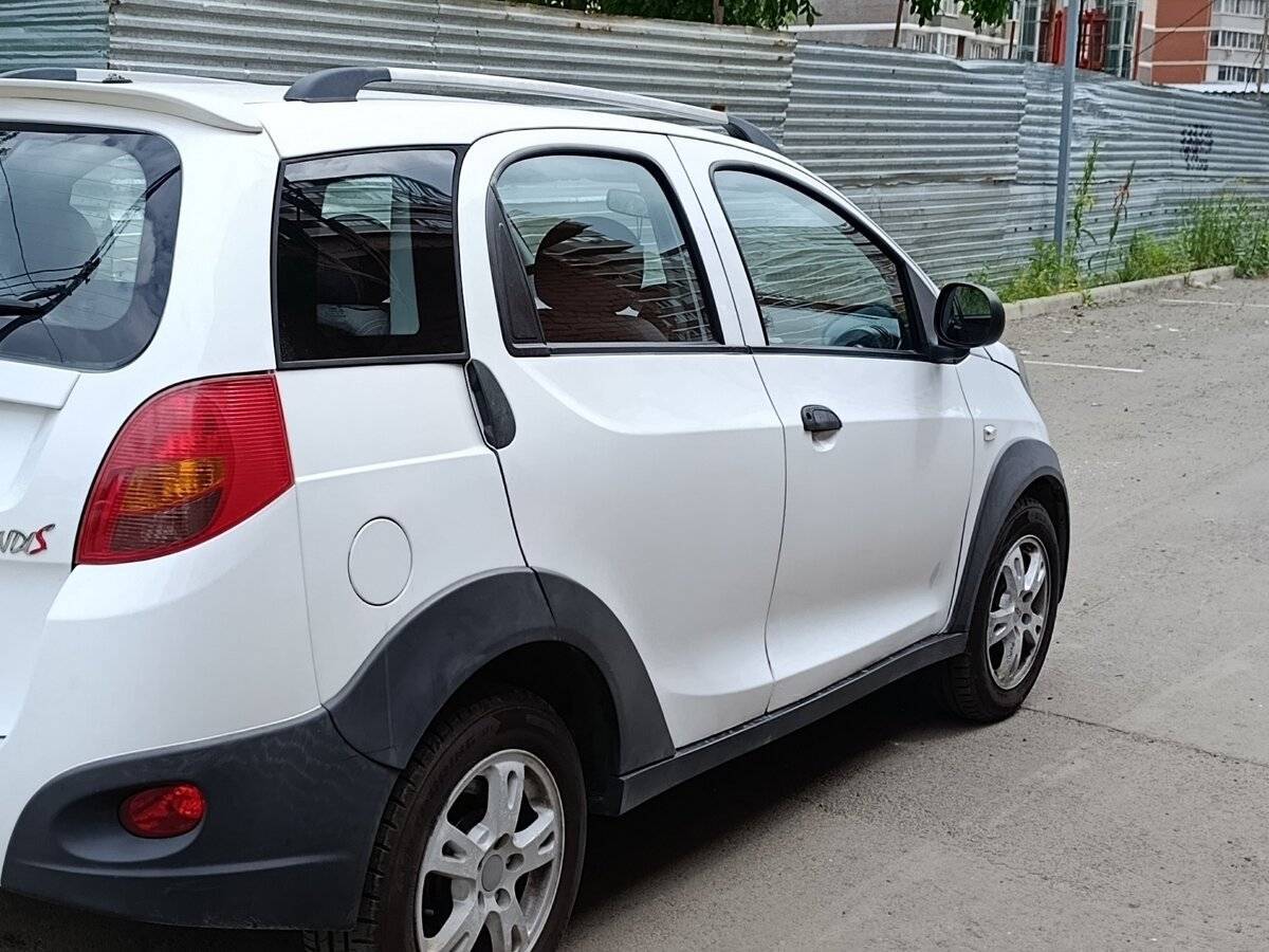 Chery IndiS (S18D) 2013 года с пробегом. Фото: #1