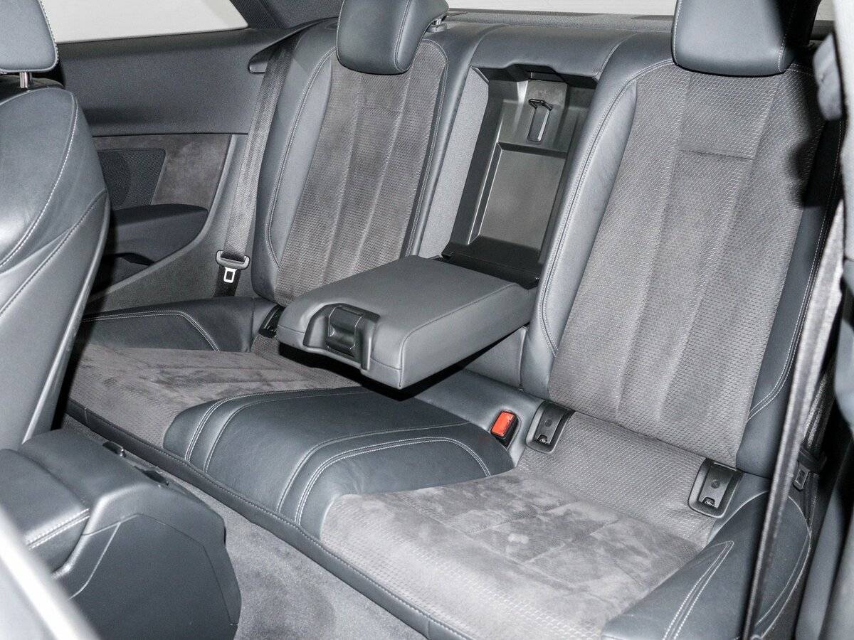 Audi A5 2018 года с пробегом. Фото: #6