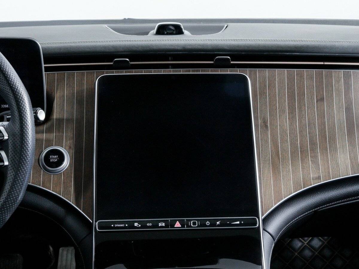 Mercedes-Benz EQE 2022 года с пробегом. Фото: #12